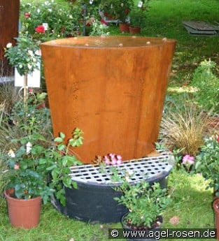 Brunnen Corten-Stahl Trapez breit